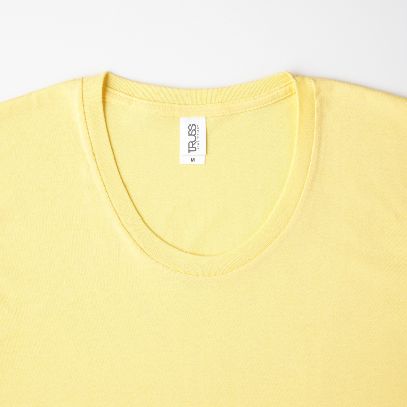 4.3ozスリムフィットUネックTシャツ